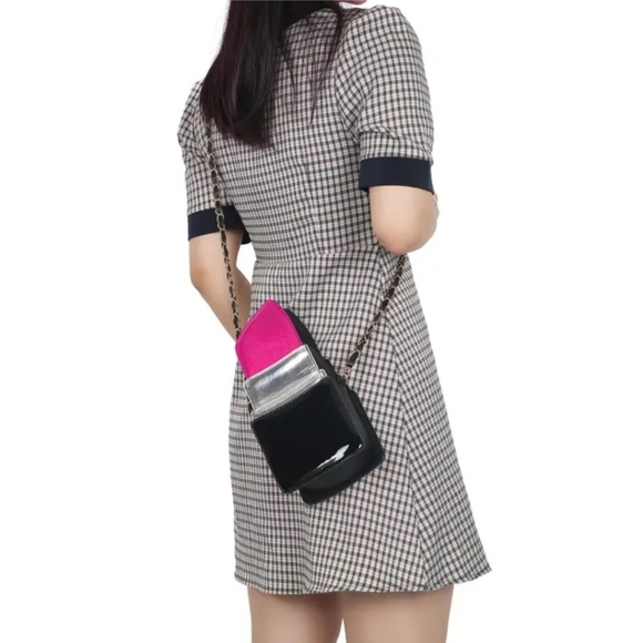Lipstick Shape Crossbody Bag - Picture 2 of 6